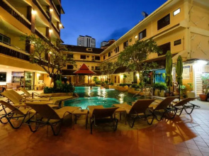 Aiyaree Place Hotel