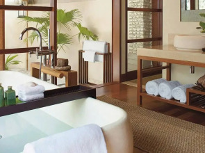 Four Seasons Resort Maldives at Kuda Huraa