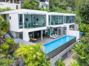 Baan Saint Tropez Villas Kata Beach