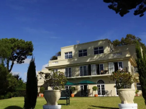 The Helderview Luxury Suites (Adults Only)