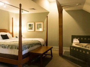 Lancaster Arts Hotel