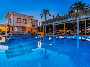 Vista Villas & Suites