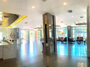 Отель Crystal Palace Pattaya