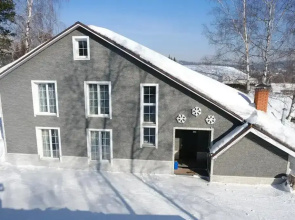 Gostevoi Dvor Snezhinka Hotel