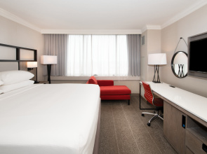 Holiday Inn Baltimore - Inner Harbor, an IHG Hotel