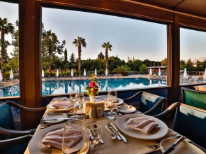Nashira City Resort