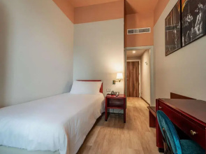 Отель Mercure Bologna Centro