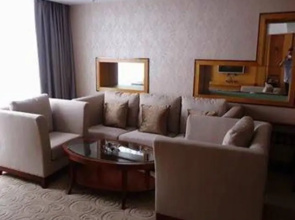 Lejia Hotel(海安乐家酒店)