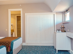 Royal Taj Mahal - All Inclusive