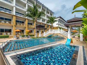 Kata Sea Breeze Resort
