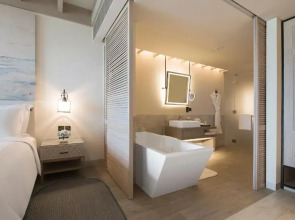 Saadiyat Rotana Resort and Villas