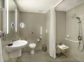 Le Méridien Abu Dhabi Resort