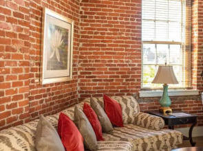 Lancaster Arts Hotel