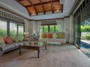 Курорт Nora Beach Resort and Spa