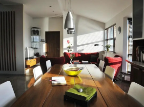 Home Guesthouse
