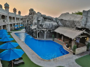 Emirates Park Resort