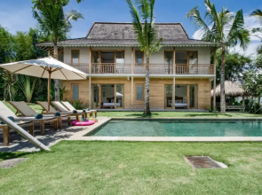 Pearl Villa