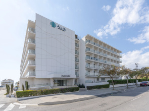 Alua Leo Hotel