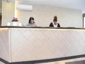 Oázis Wellness Kft.	