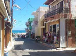 Standard big Room Apartment in Blue Aegean With Shared Pool, Kitchen and Ac