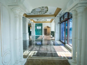 Отель Emerald Baku