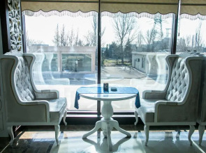 Отель Emerald Baku