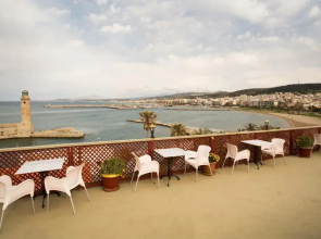 Faros Beach Mini-Hotel