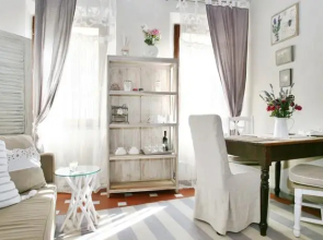 Gina Guest House