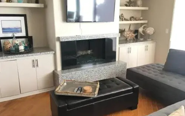 Del Mar Shores Terrace - 2 Br Condo
