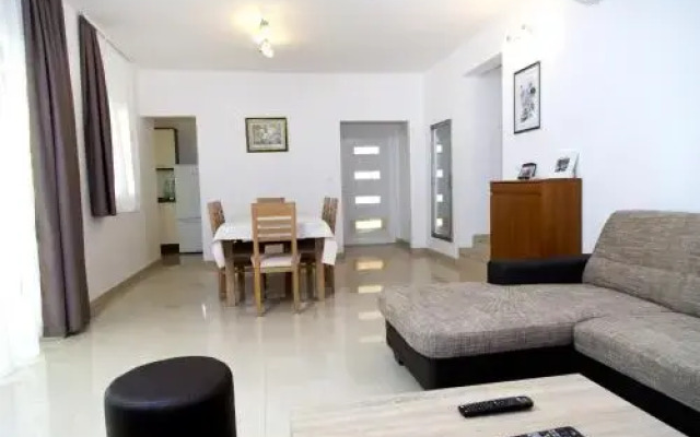 Villa Ana Sevid