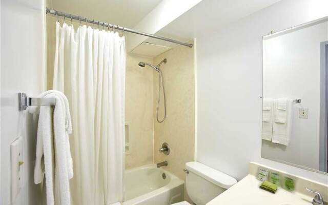 Ewa Hotel Waikiki #510 - Studio Condo