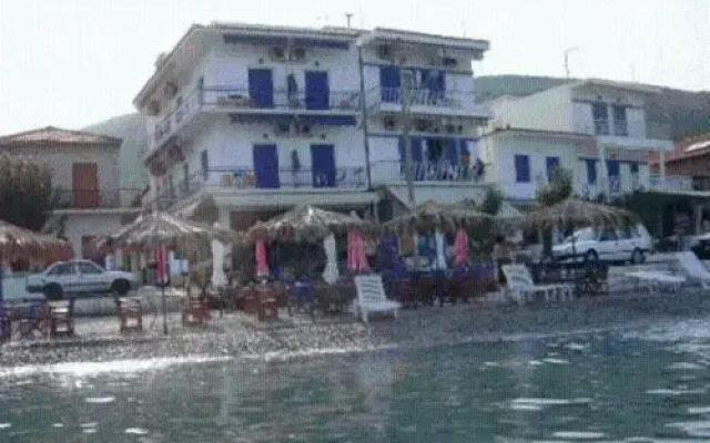 Tsakonia Hotel