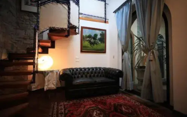 Apartment 23