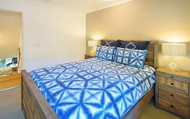 Ludlow Apartments