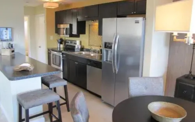 Six Wilton Flats