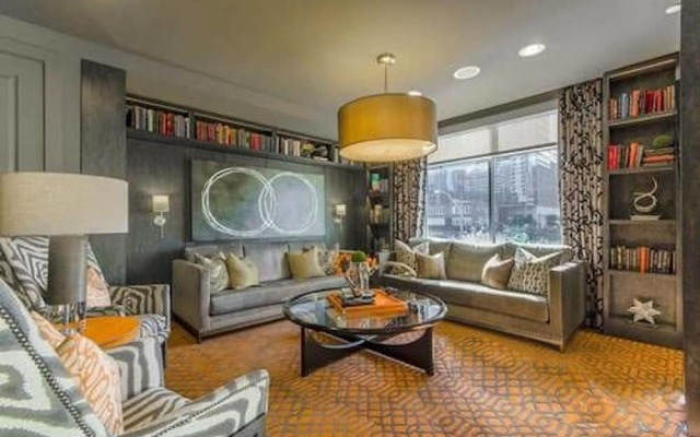 Downtown Dallas 2BR Apts