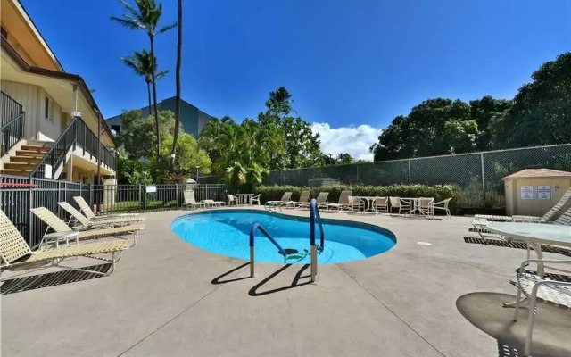 Lokelani #A205 - 2 Br condo by RedAwning