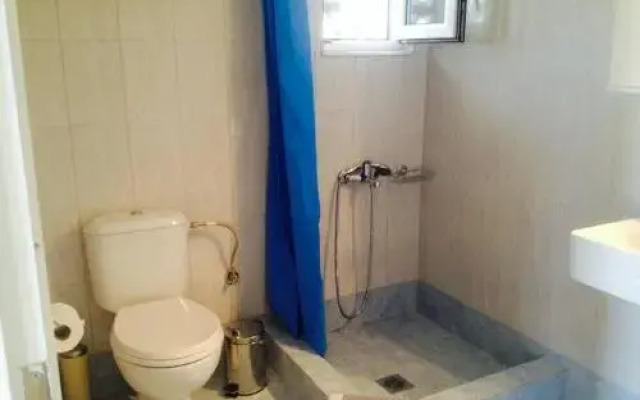 Koutrakis Rooms