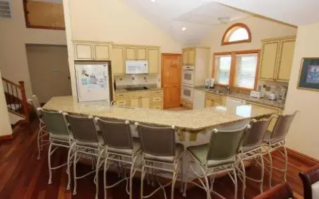 Bleu Dolphin - 6 Br Home