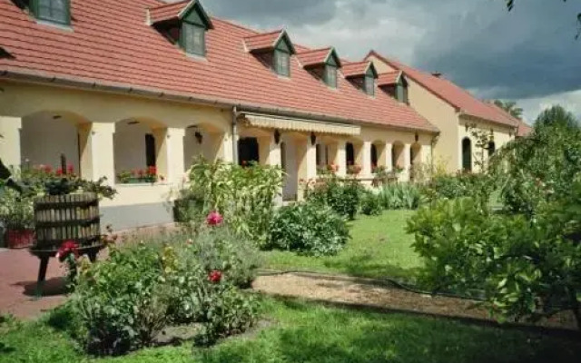 Re-Creativity Guest House