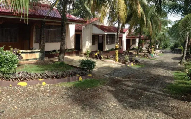 R and R Private Homes