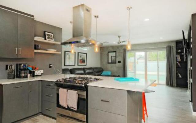 2702 E Cheryl Dr Home