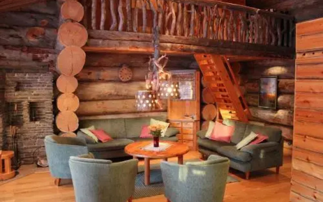 Rukanhelmi Cottage