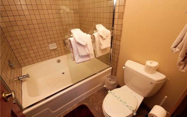 Mountainback #37, Den - 2 Br Condo