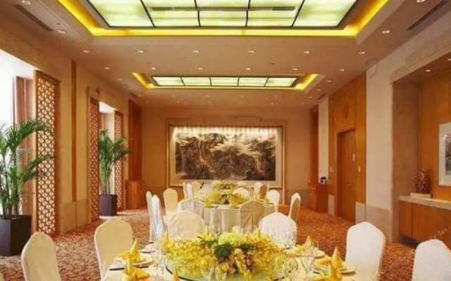 Seaview Hotel Qingdao