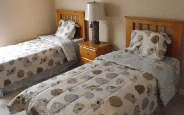 340 Henley Circle Holiday home