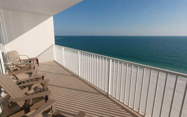 Lighthouse 1413 - 2 Br condo by RedAwning