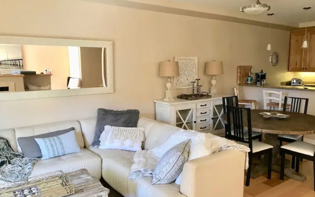 Just Beachy - 2 Br Townhouse