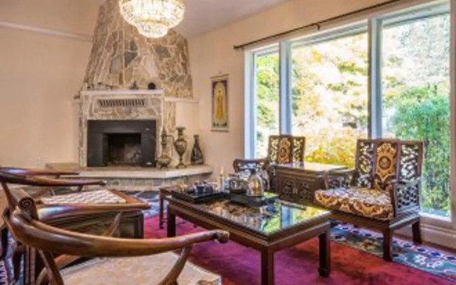 Whitley House Bed & Breakfast