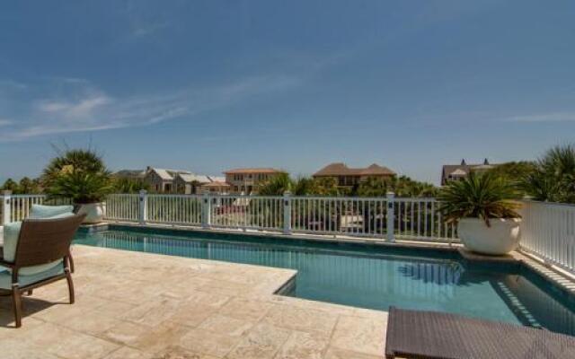 Charleston Boulevard 118 by RedAwning